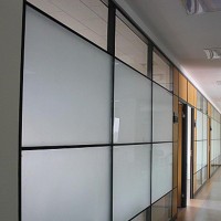 佛山玻璃隔断 办公室高隔间,玻璃隔断,百叶隔断铝材,佛山办公屏风,史贝斯隔墙